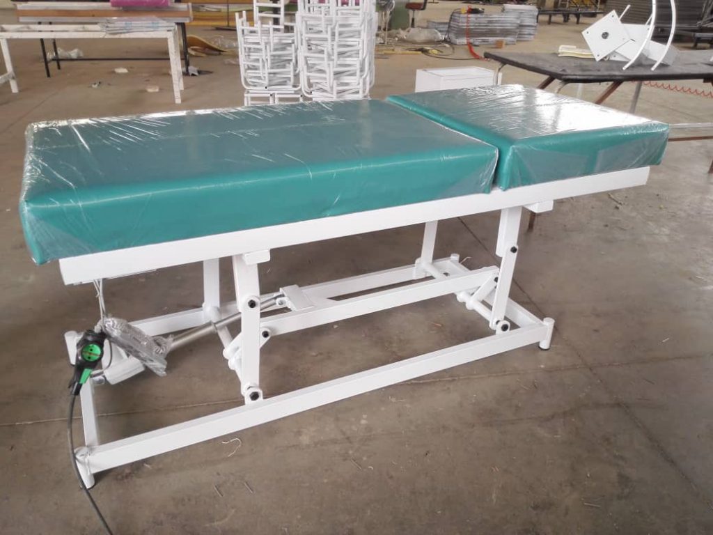 تخت ماساژ برقی تنظیم ارتفاع دار MB20